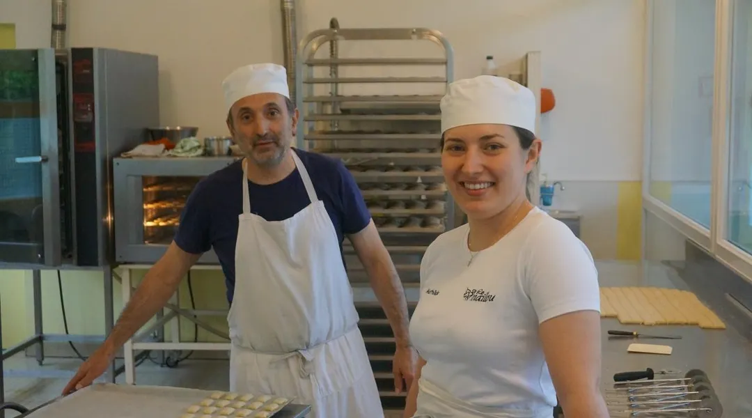 Patrick et Mathilde dans l'atelier